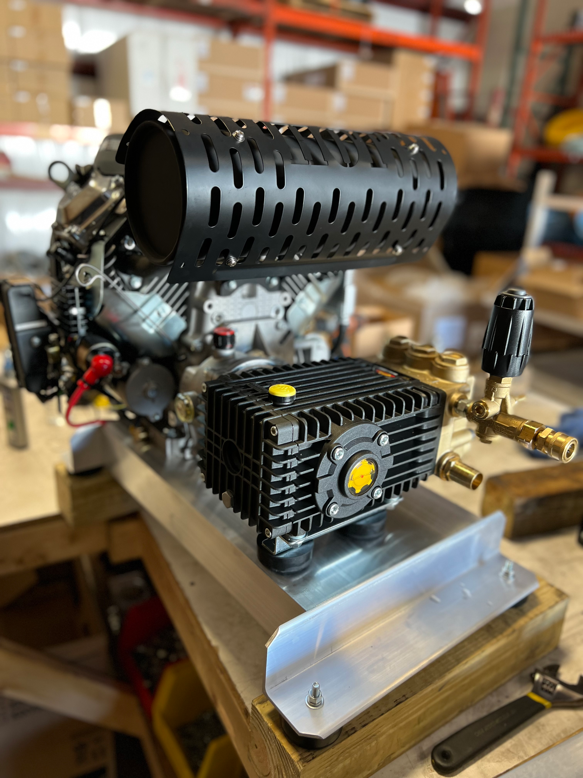 MGD-8035CG: 8GPM at 3500psi MGD with CRX 680cc with General Pump MGD-8035CG