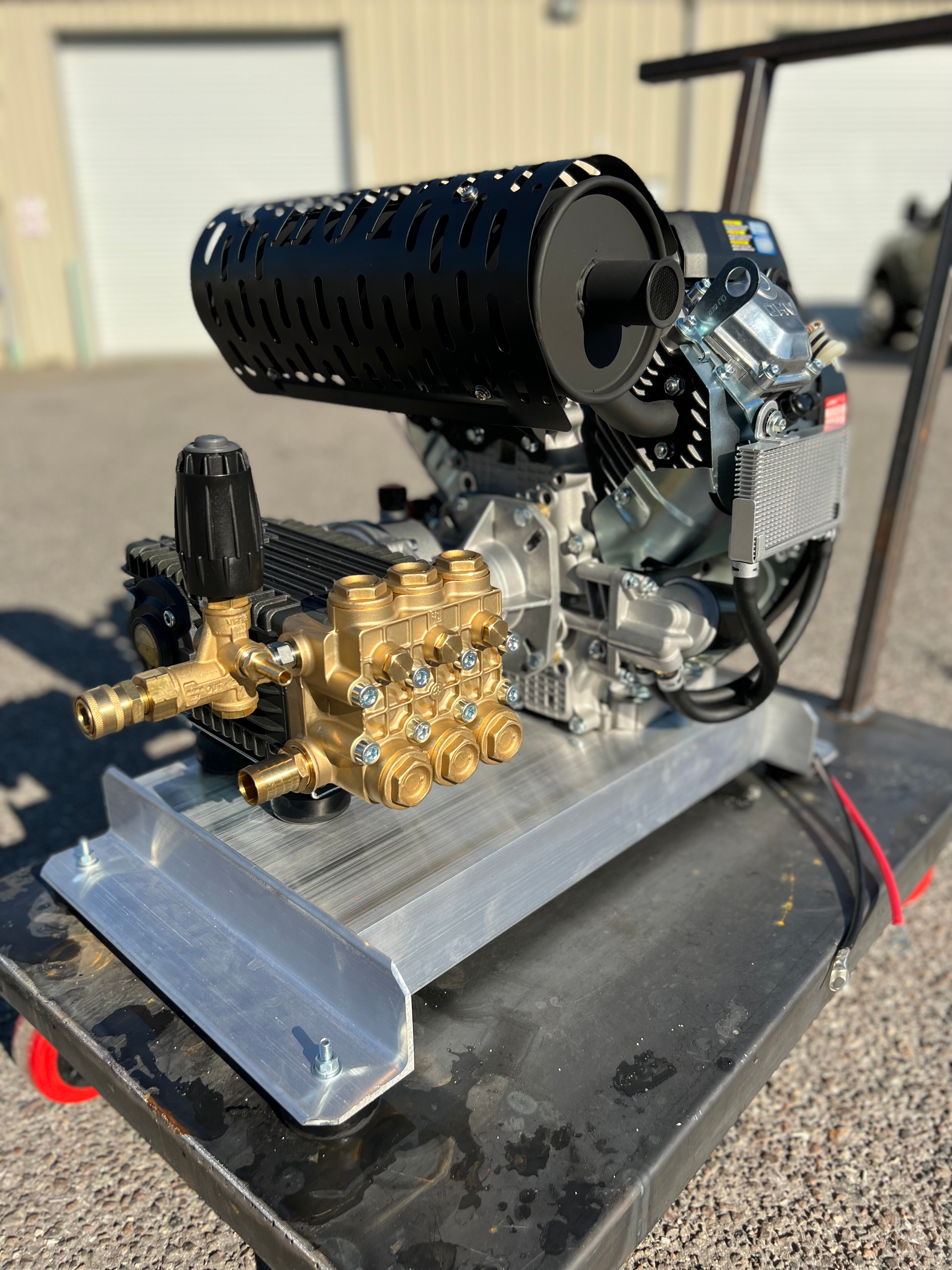 MGD-8035CG: 8GPM at 3500psi MGD with CRX 680cc with General Pump MGD-8035CG
