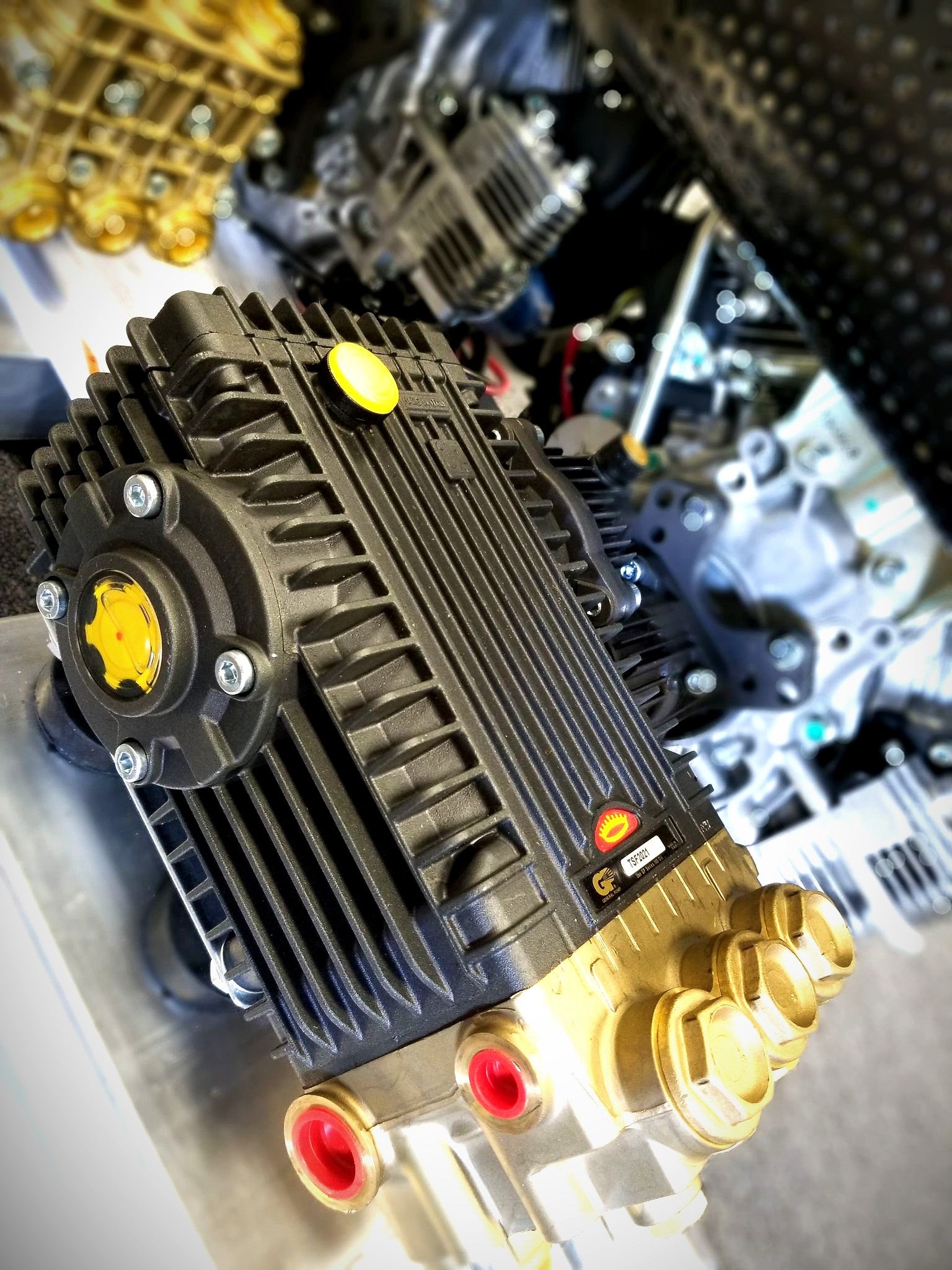 MGD-8035HG: 8GPM at 3500psi Manatee Gear Drive Honda GX690 with General Pump