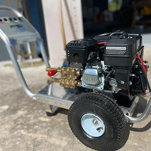 P-S3027TC 3GPM at 2700PSI Bandit TruPower Phantom Silver Edition P-S3027TC 3GPM at 2700PSI Bandit TruPower Phantom Silver Edition