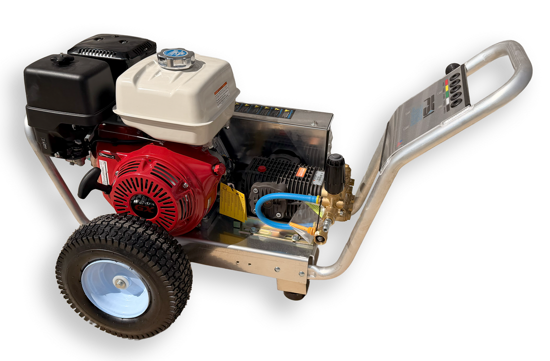 B-5530HC Bandit 5.5GPM at 3000PSI Honda GX390 With Comet Pump Belt Drive Cart
