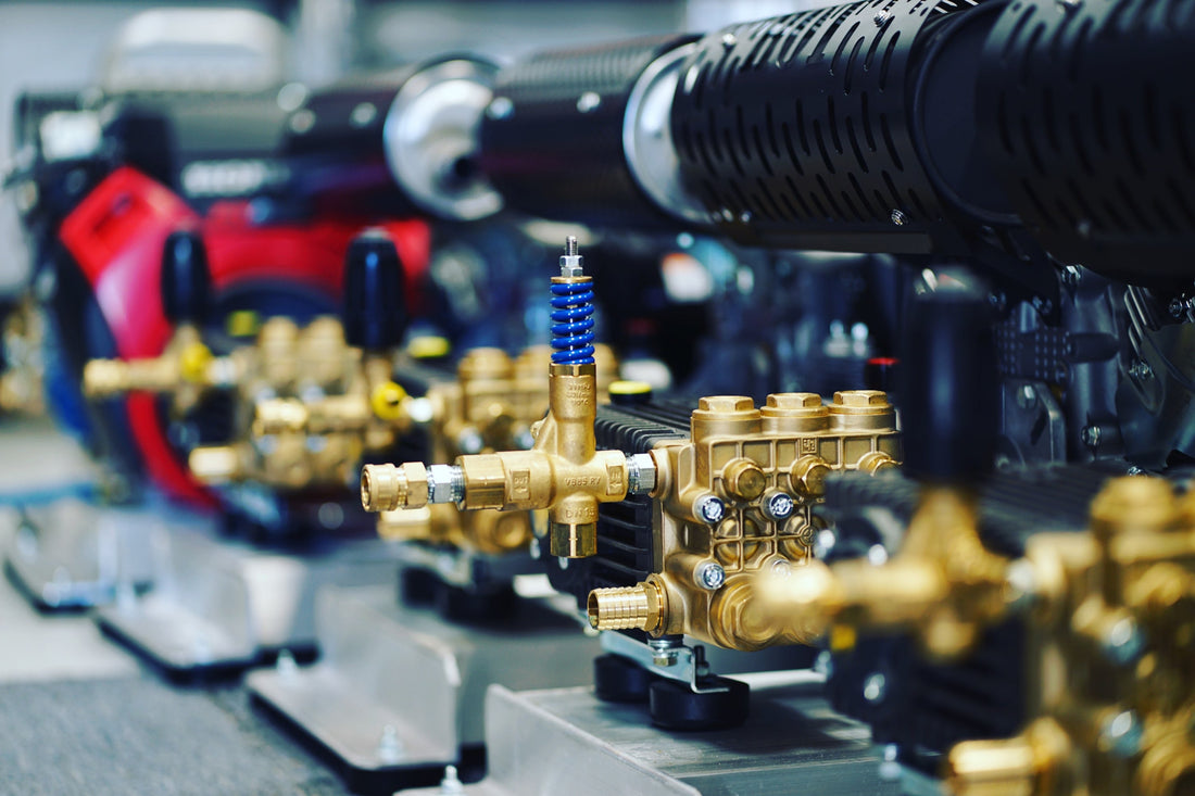 MGD-1030CG: 10GPM at 3500psi Manatee Gear Drive with CRX 750cc MGD-1030CG