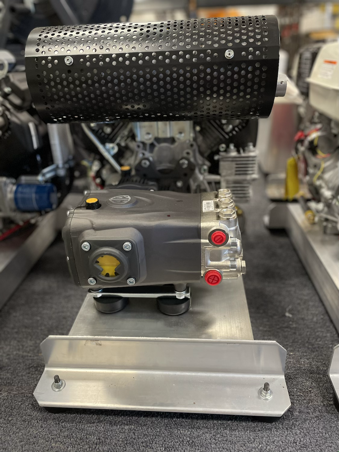 MGD-5535HA: 5.5GPM at 3500psi Manatee Gear Drive Honda GX630 AR Pump