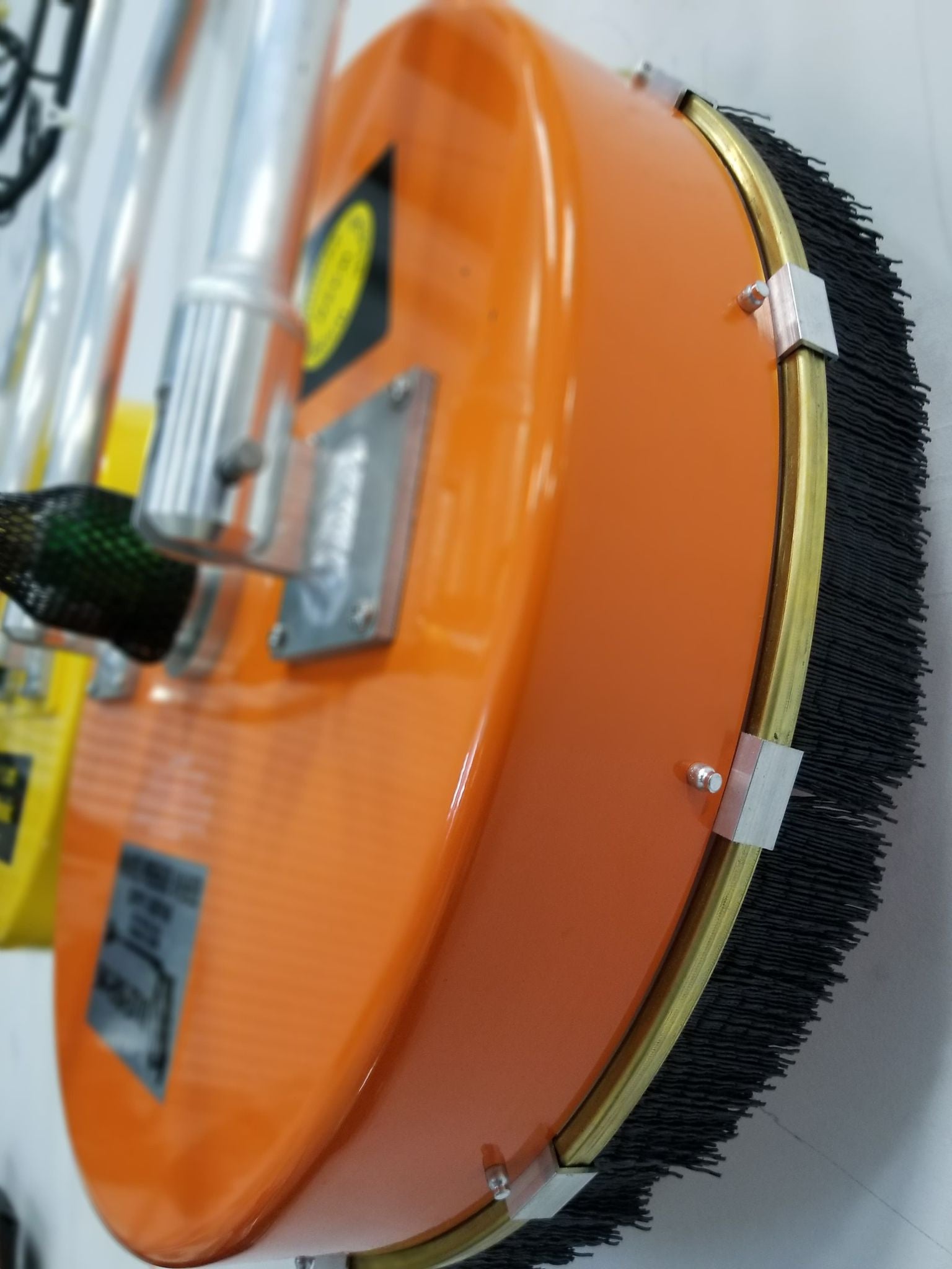 Whisper Wash Classic Extreme Orange Surface Cleaner