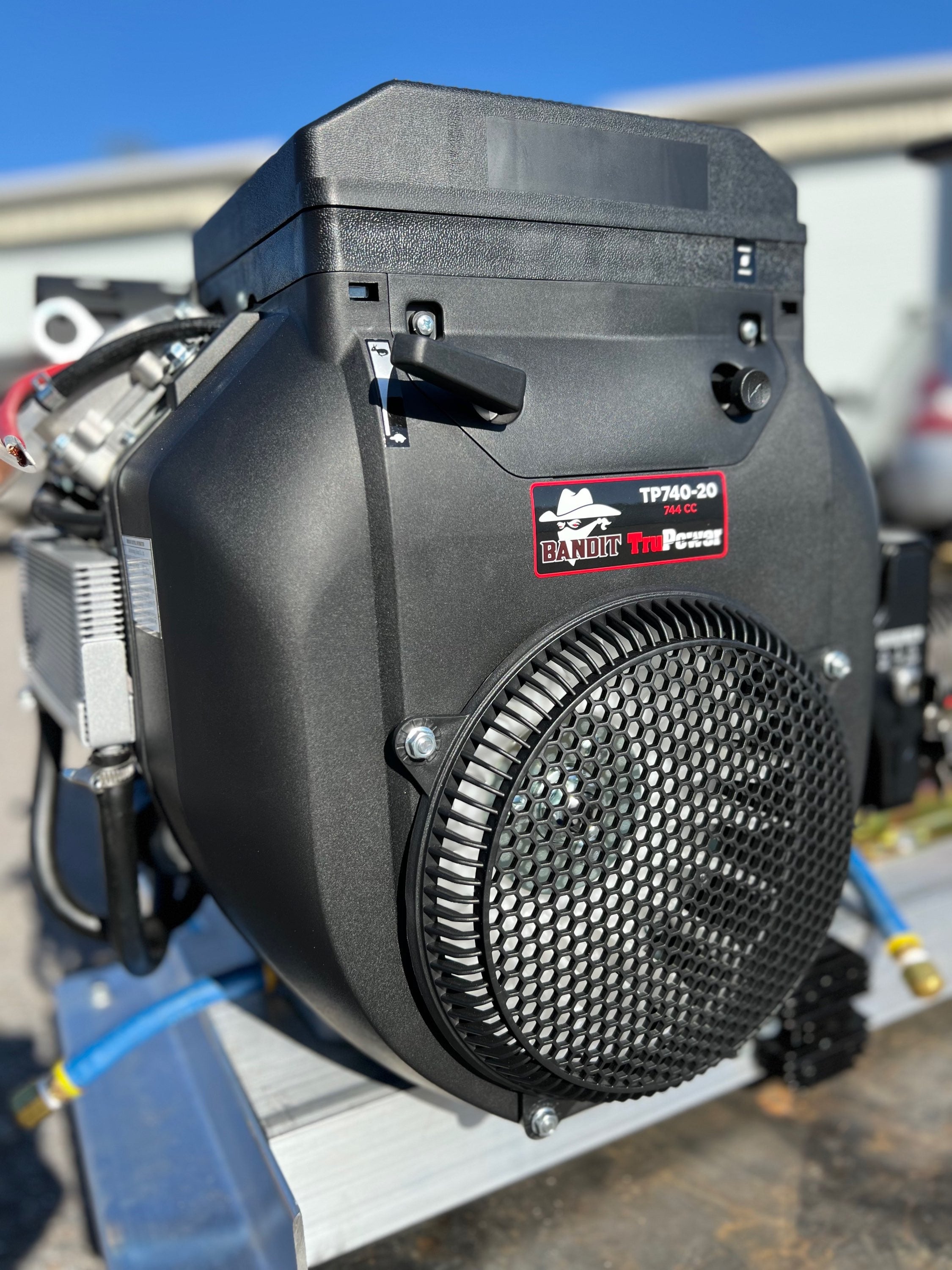 B-K1035TCX Bandit 10gpm at 3500psi True Power 744CC Engine with Comet Pump