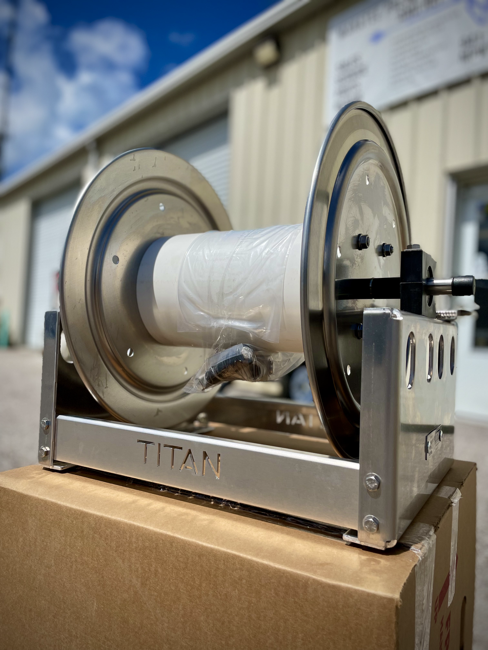 Titan 4312S 12" Full Frame Reel