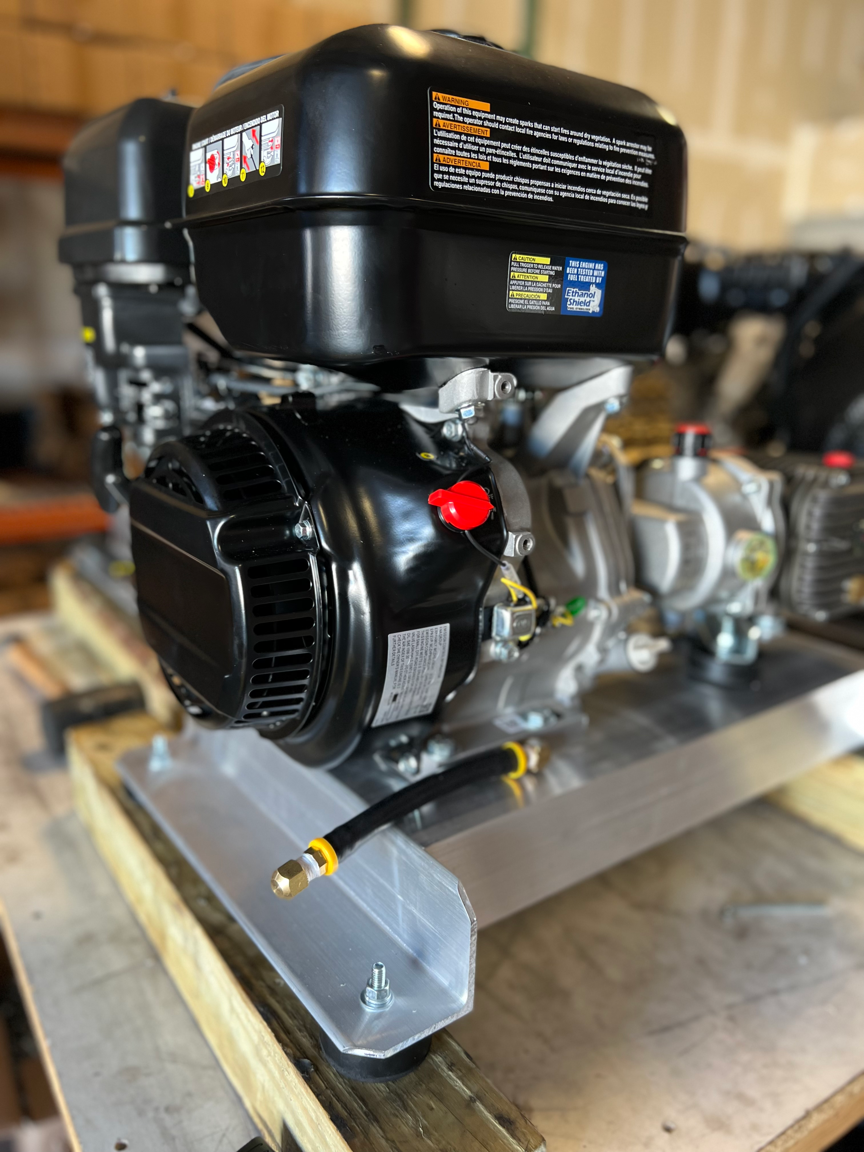 MGD-5530CC: 5.5GPM at 3000psi Manatee Gear Drive CRX420 With Comet Pump
