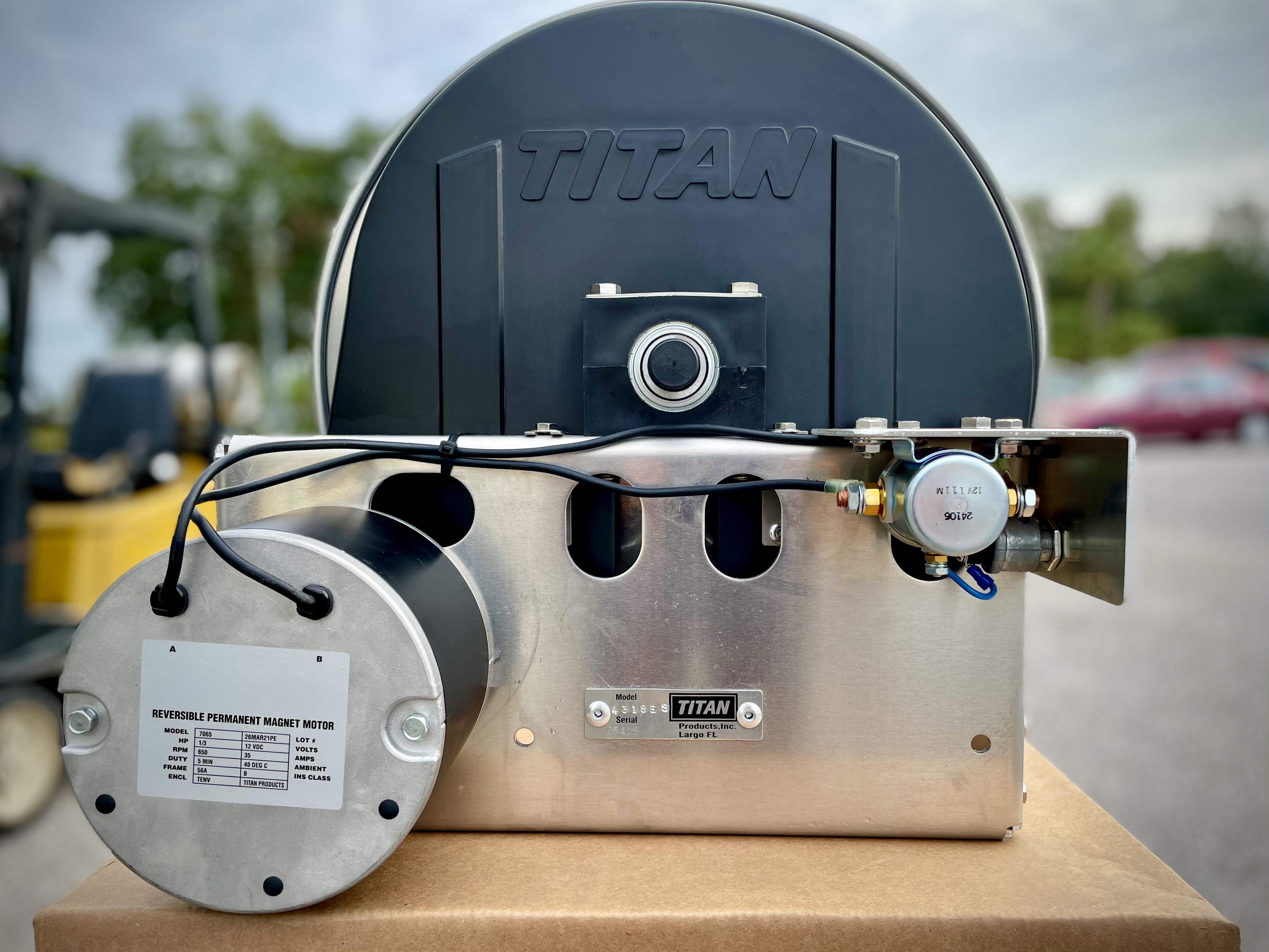 Titan 4312ES 12" Electric Hose Reel